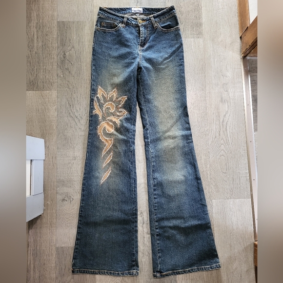 Santa Barbara Jeans, circa 2003, y2k era, size 1, denim jeans with embellishment - Picture 8 of 11